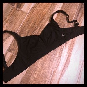 Lululemon Ta Ta Tamer sports bra 32dd